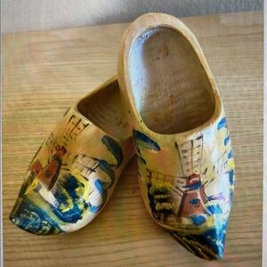 Vintage Dutch Wooden Shoes- 8"
